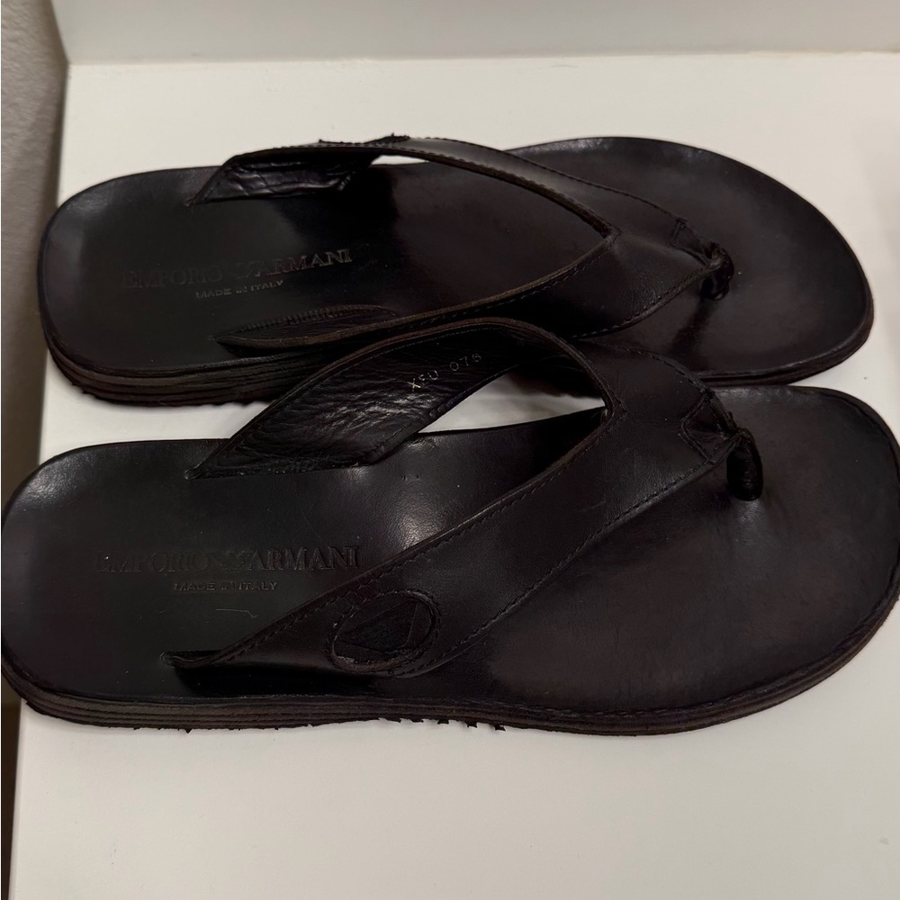 Giorgio Armani Black Leather Flip-Flops - Picture 3 of 6